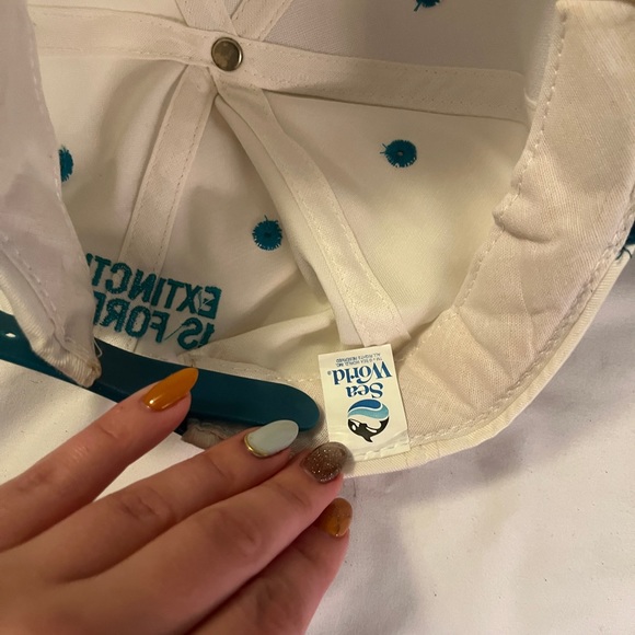 Vintage SeaWorld Hat Snapback - Picture 3 of 3